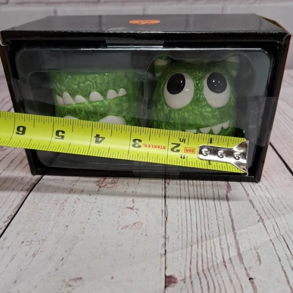 Spooky Halloween Salt & Pepper Green Monsters  New In Box